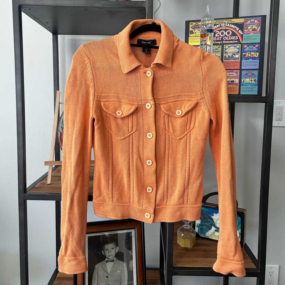 Orange peach mod fitted button up knit medium express sweater blouse
